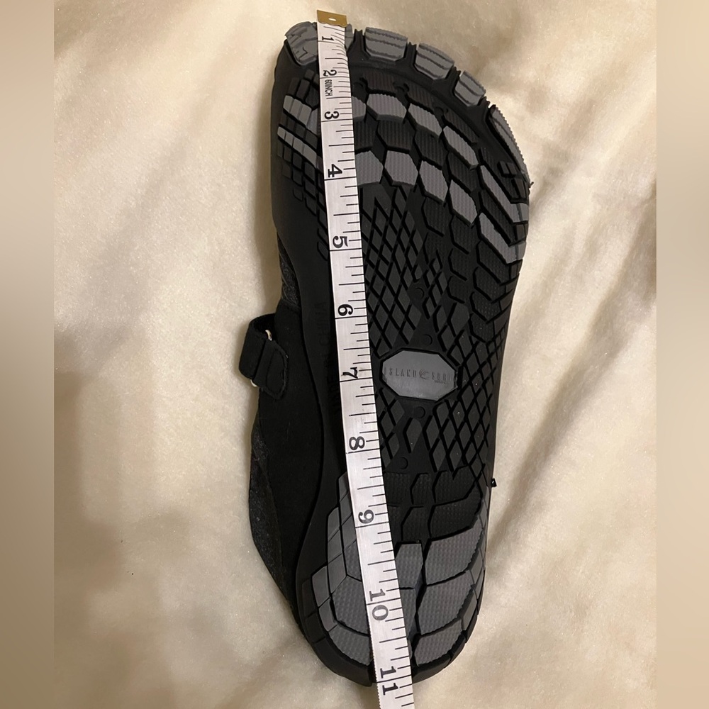 Unisex Water Shoes - Picture 12 of 12
